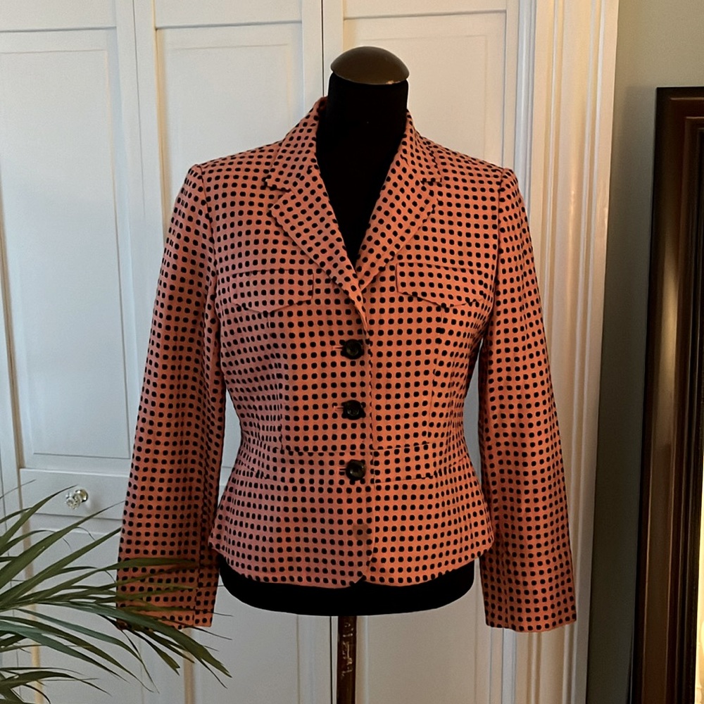 EMMA JAMES Cropped Blazer Melon/Black 8 Petite